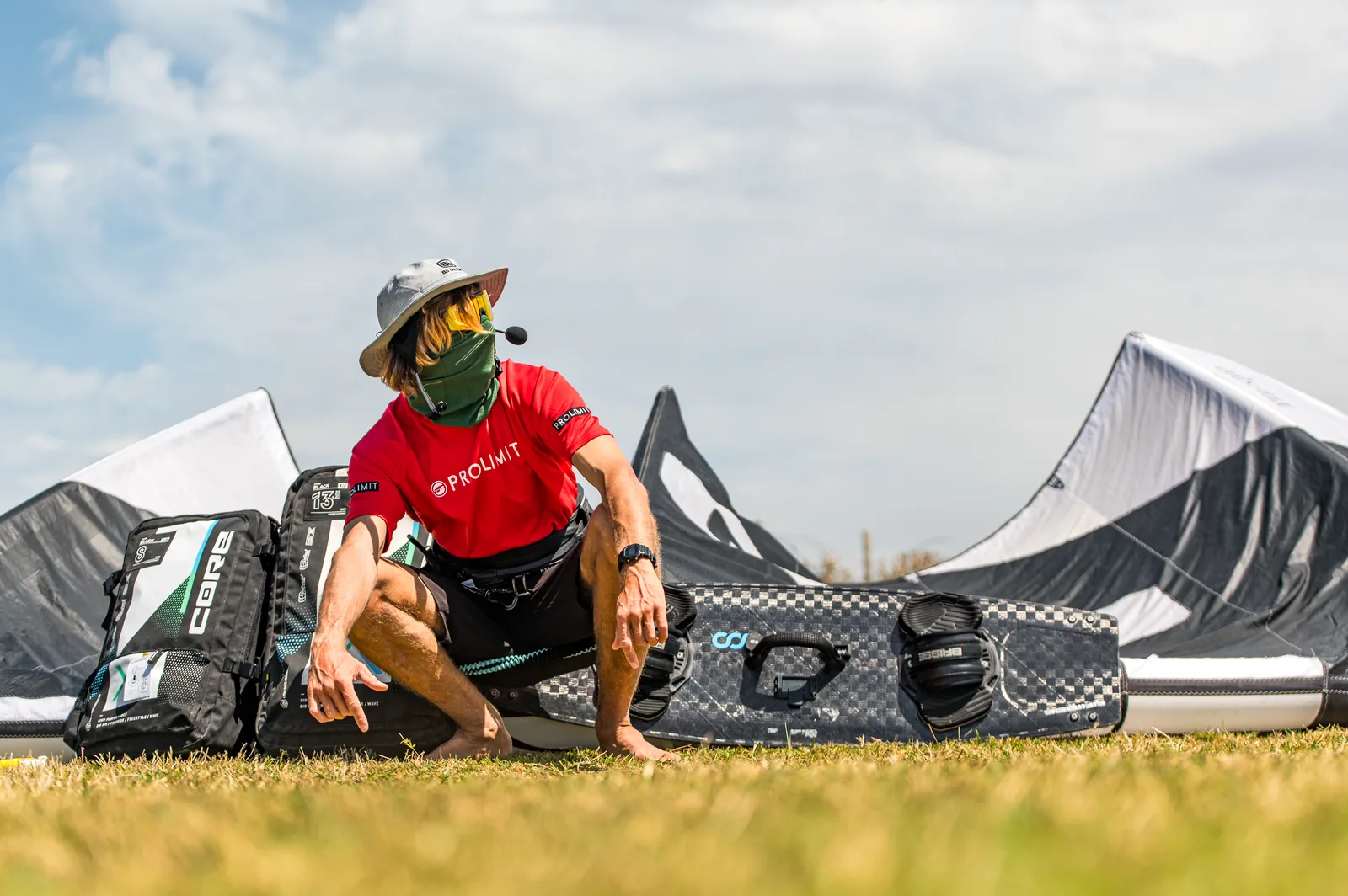 Wojciech Stopa with kitesurfing equipment in Sicily